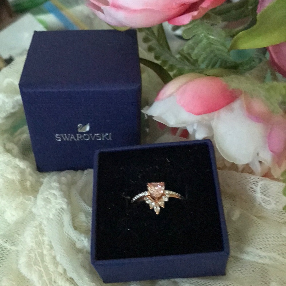 Swarovski Ring